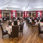 Swanmere Lodge, Lakeside View Pinelake