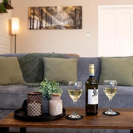 Swanmere Lodge, Lakeside View Pinelake شقة كارنفورث