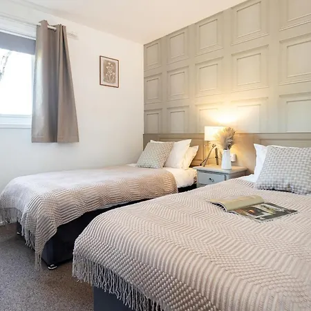 Swanmere Lodge, Lakeside View Pinelake *